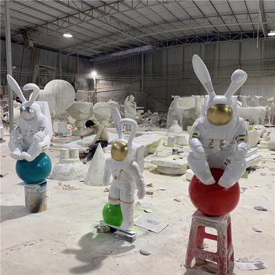 廣西吉祥物卡通雕塑 廣西玻璃鋼雕塑廠 工廠價(jià)價(jià)格、電話、圖片